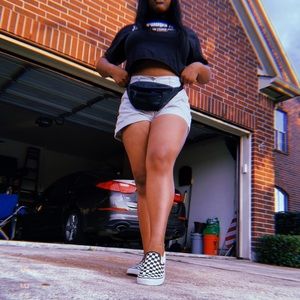 Meet your Posher, Bria